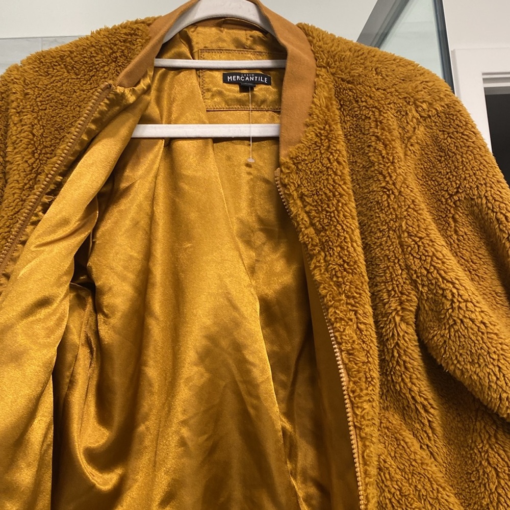 NWOT J.CREW Sherpa teddy bomber jacket in Golden Brandy - Picture 6 of 10
